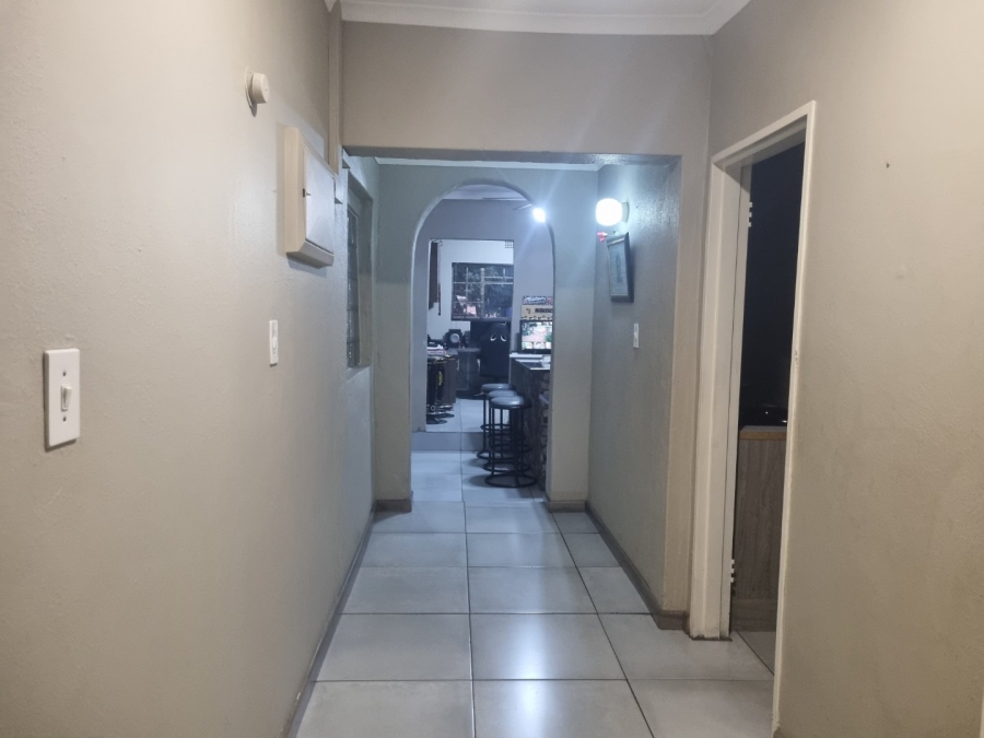 3 Bedroom Property for Sale in Vaalpark Free State